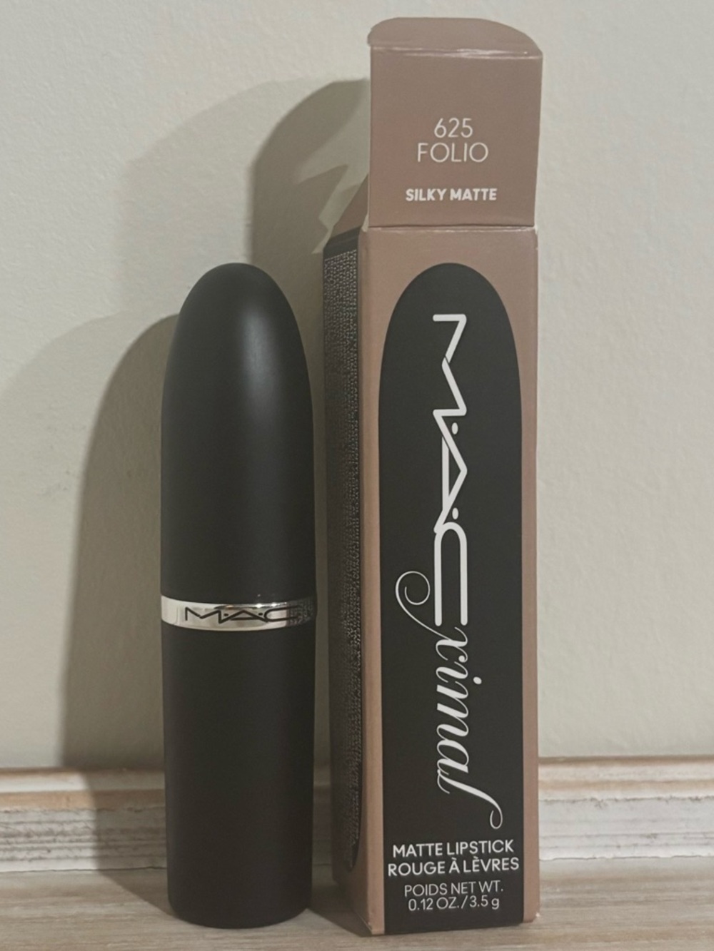 🆕 NIB MAC Cosmetics Matte Lipstick 625 Folio